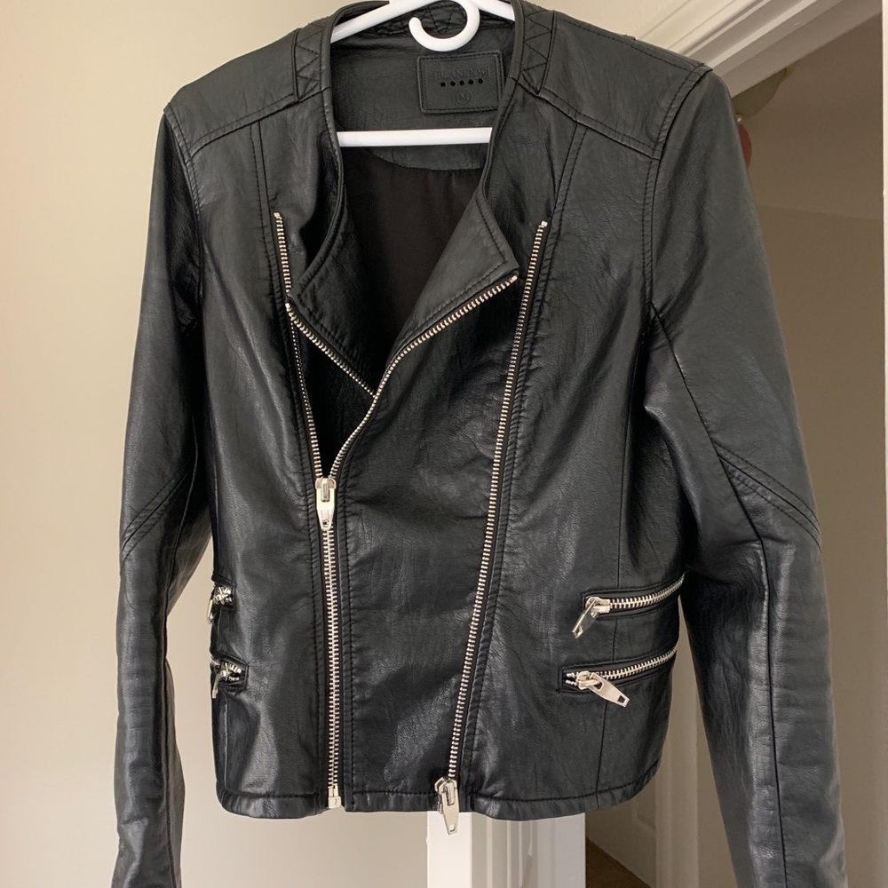 Women’s blank nyc vegan leather moto jacket medium